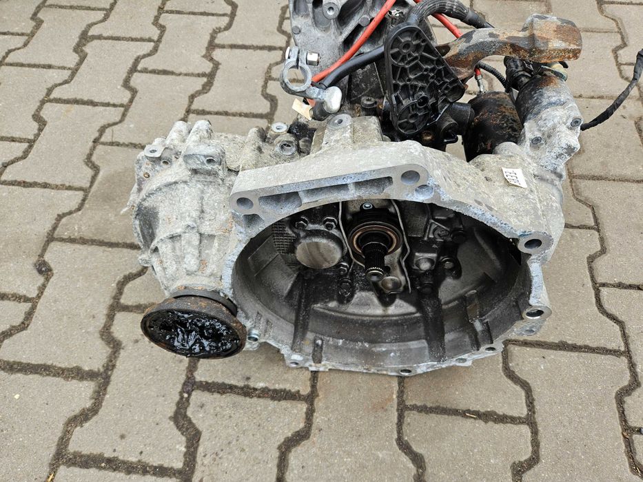 Vw Golf VI Skoda Seat Audi 1.6 TDI skrzynia biegów LHW