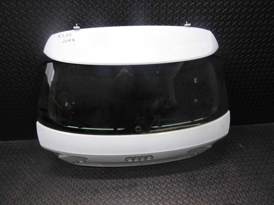 Бампер передній комплект з розборки Audi A3 8V A4 B9 Allroad шрот Ауді