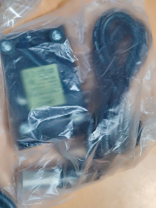 Seencare MicroNeedles — професійний апарат для  RF ліфтингу 
Аппарат был приобретён новым перед началом войны и бережно хранился. Состояние отличное