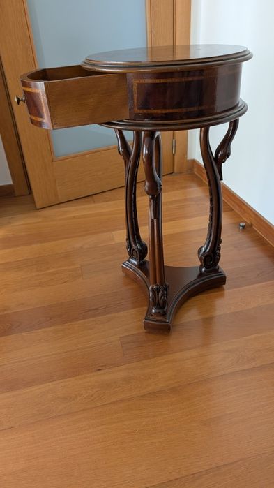 Mesa de apoio/decoração (38cmx70cm)