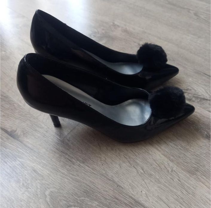 Туфлі лодочки чорні