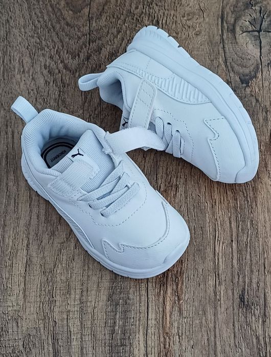 Puma дитячі білі кеди кросівки / Nike літні кросовки 22-23р
