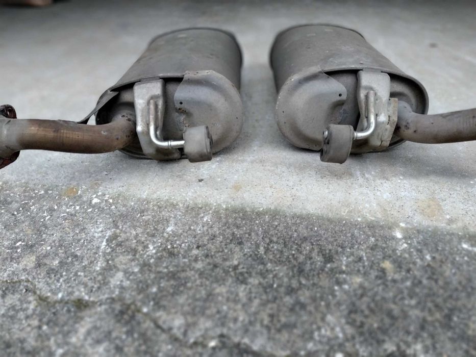 Panelas de escape Mazda 6