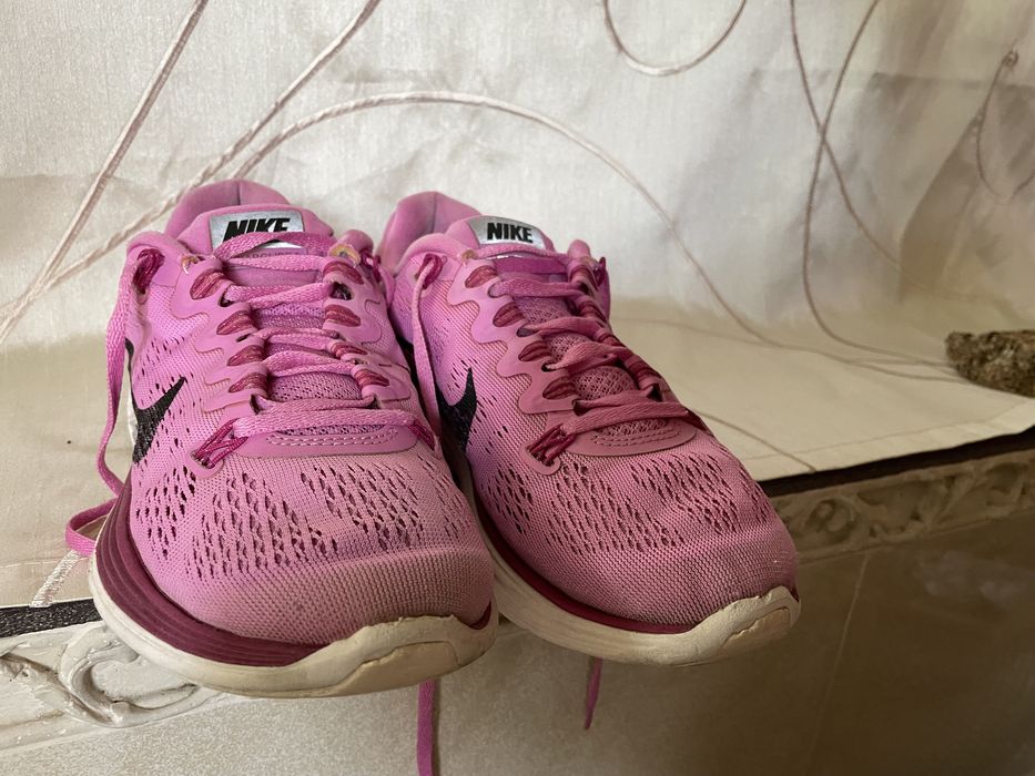 Buty sportowe Nike 36,5