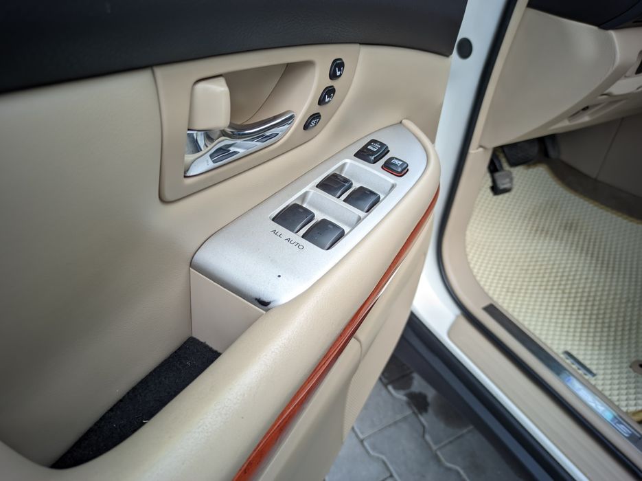 Гібрид кросовер лексус Lexus rx400h автомат. Сімейний автомобіль. Повний привід. Електро