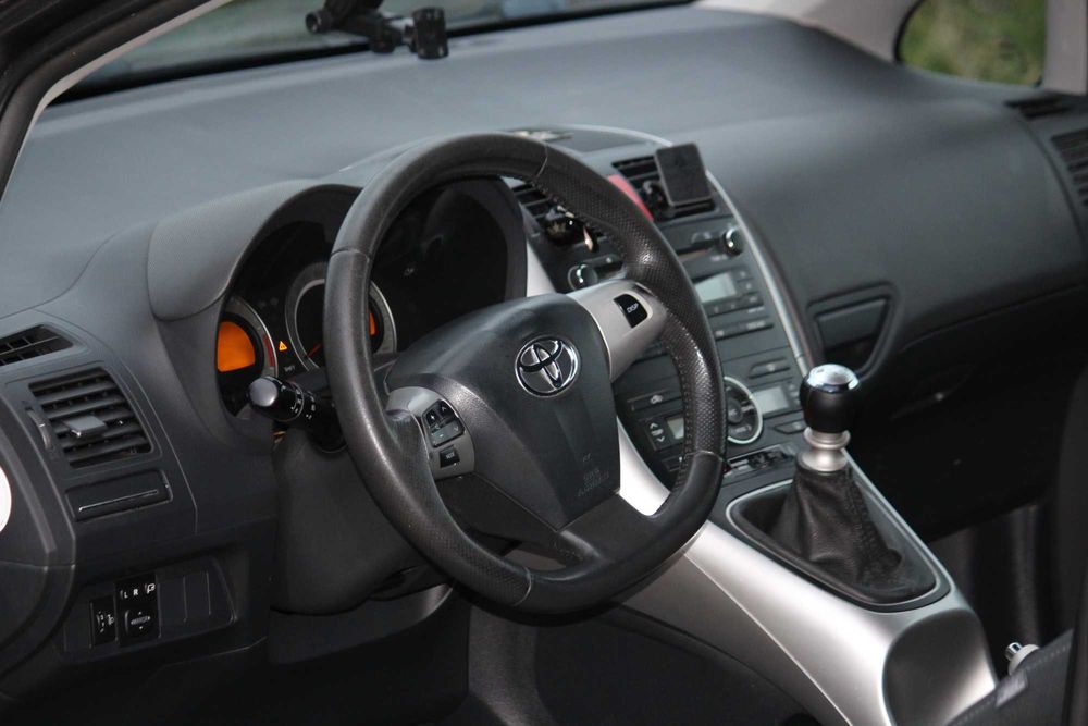 Toyota Auris 1.4 D4D, gasóleo, comercial