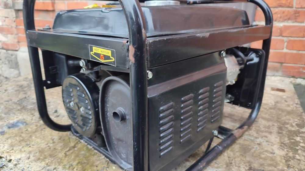 Продам генератор