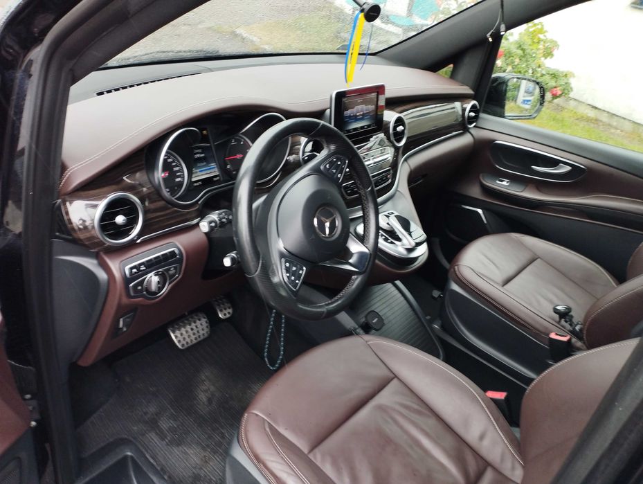 Mercedes-Benz V 220 Avantgarde 8-osobowy