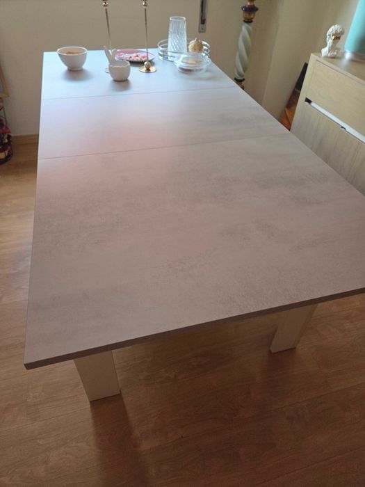 Mesa Conforama cinzenta