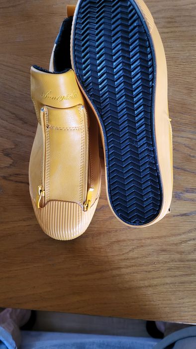 Buty żółte z ekologicznej skóry rozmiar 41