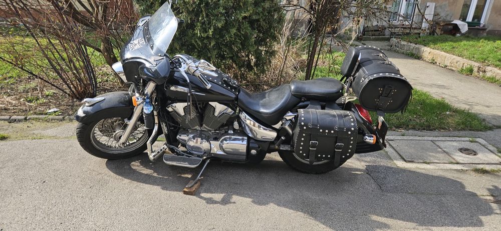 Honda vtx.     1300