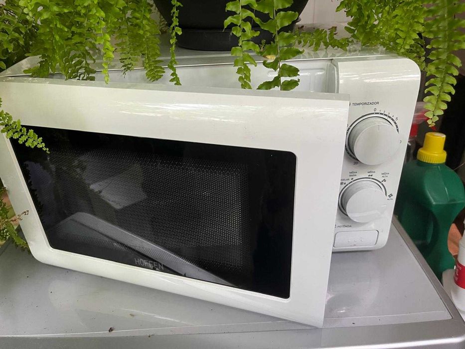 Microondas HOFFEN 23L