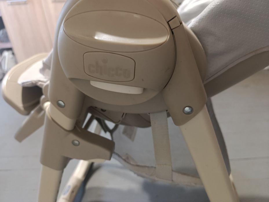 Стульчик для кормления Chicco polly Magic, кожа.