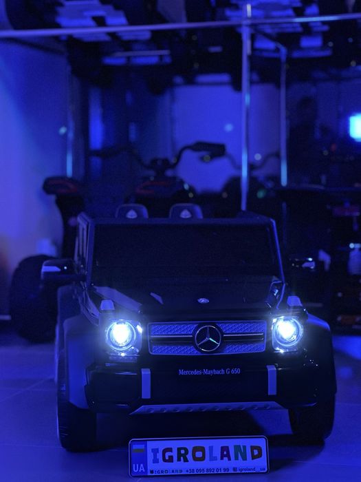 Дитячий електромобіль Mercedes Maybach G 650 Пульт керування Дитяче