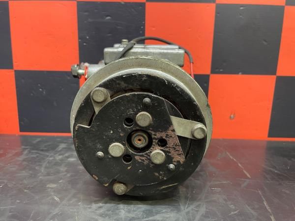Compressor AC MITSUBISHI TRUCKS Canter