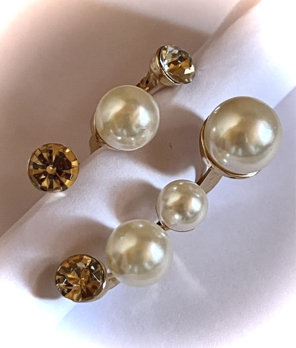 Przepiękny regulowany pierścionek