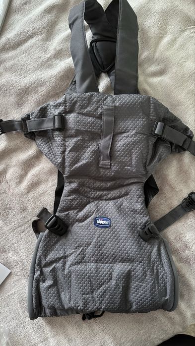 Дитяча переноска (нагрудна сумка-кенгуру) Chicco Easy Fit Moon Grey