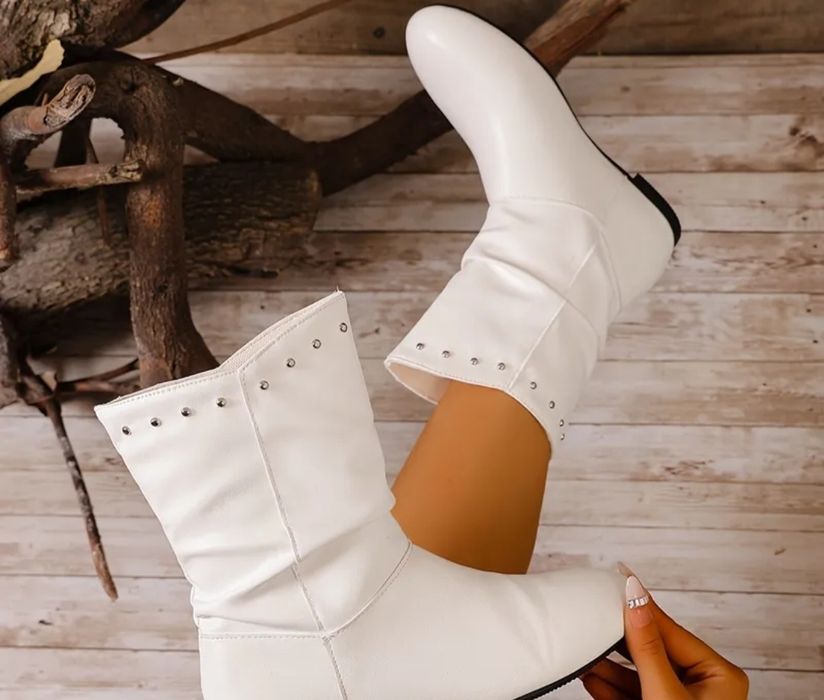 Damskie  biale botki