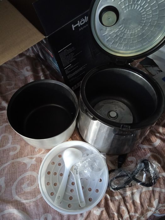 Мультиварка Hölmer HMC-10B