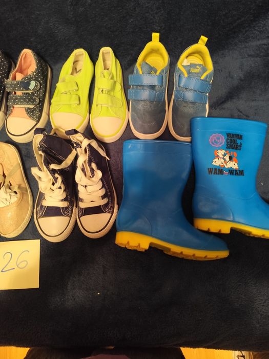 Paka dziewczęcych bucików, rozm 26