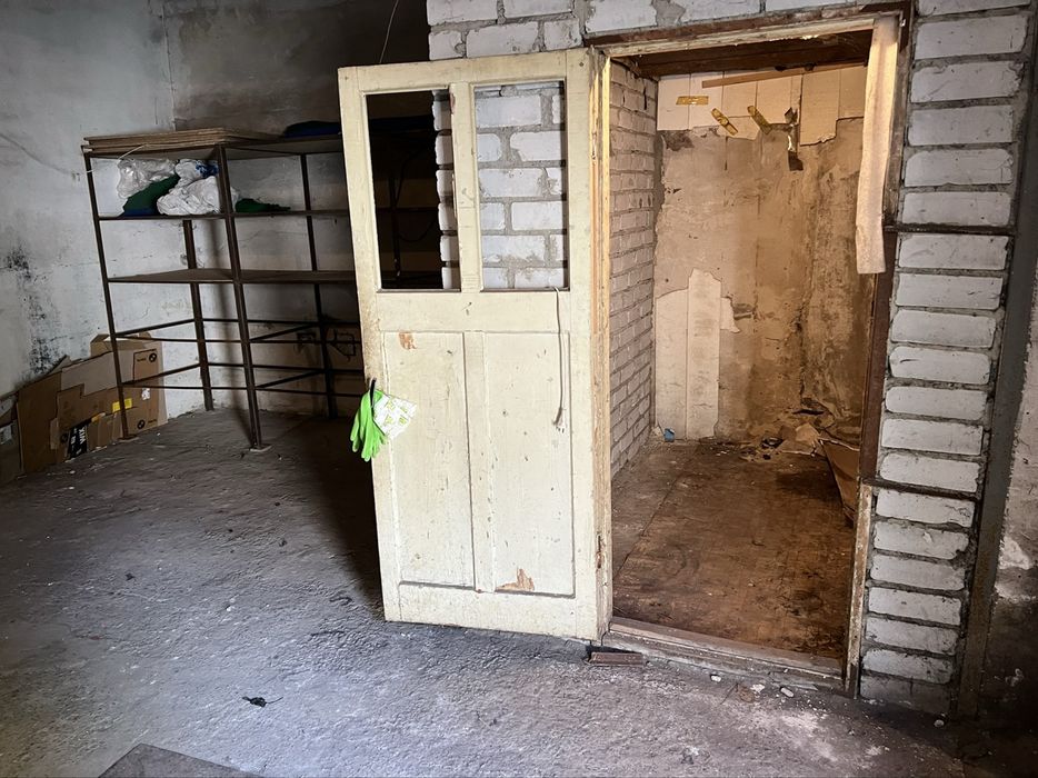 Продам бокс на 2 пвто