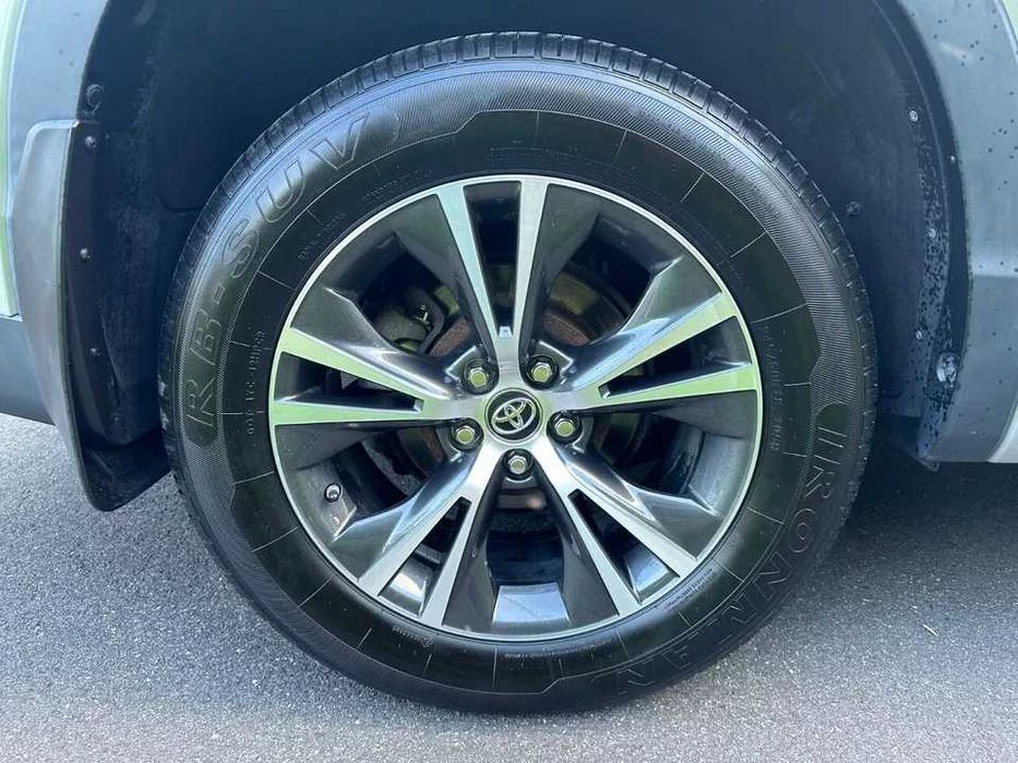 2018 Toyota Highlander LE