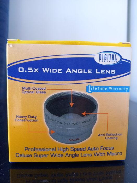 Широкоугольный объектив 0.5X Wide Angle Lens Насадка на объектив