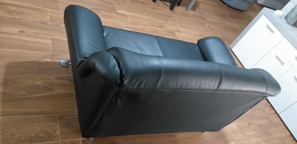 Sofá de 3 lugares como novo