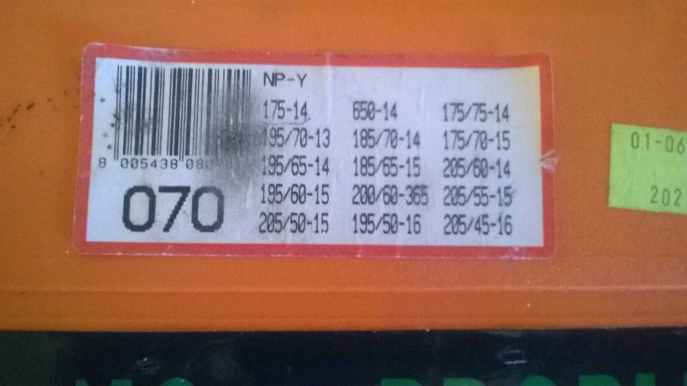 Łańcuchy zimowe na koła śnieg nowe