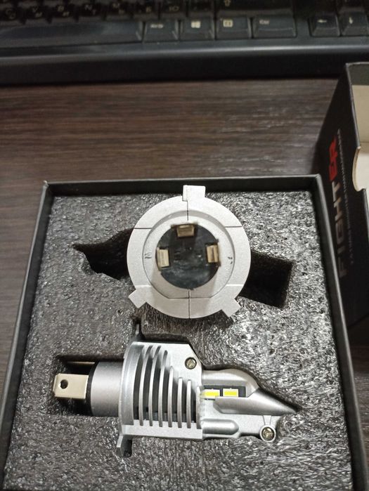 Світлодіодні LED лампи FIGHTER H4 для авто і Мото