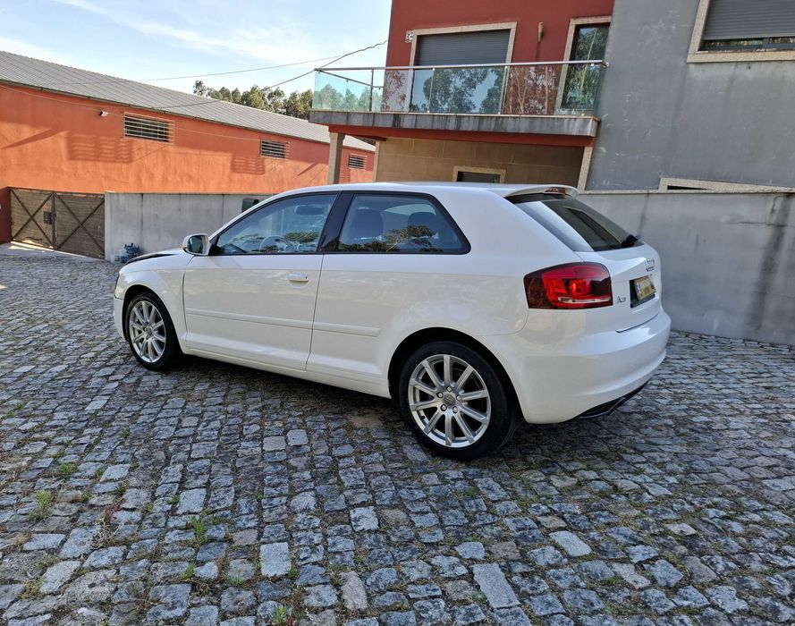 Audi A3 1.6 TDI S-LINE Apenas 155 Mil kms Nacional de 2011 KIT AIRBAGS INCLUIDO