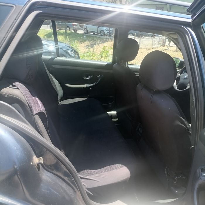 Peugeot 406 — fotografia 7
