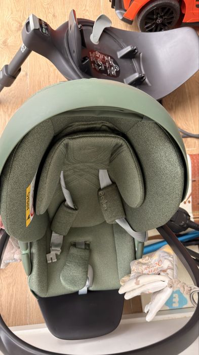 Babycoque Cybex Cloud T i-Size Plus e duas bases