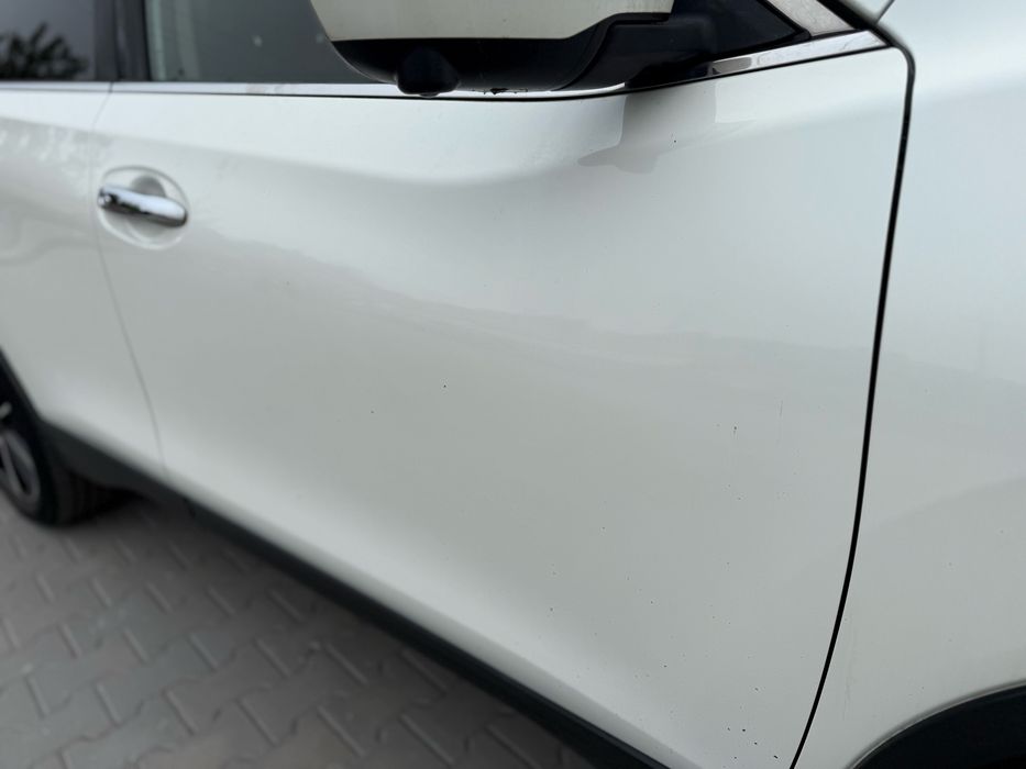 Дверь Nissan Rogue X trail T32 двері Рог Х трейл Т32