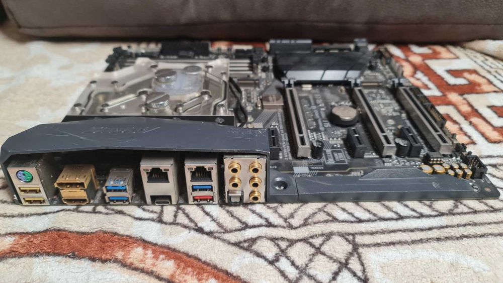 Aorus GA-Z270X Gaming7 z blokiem wodnym