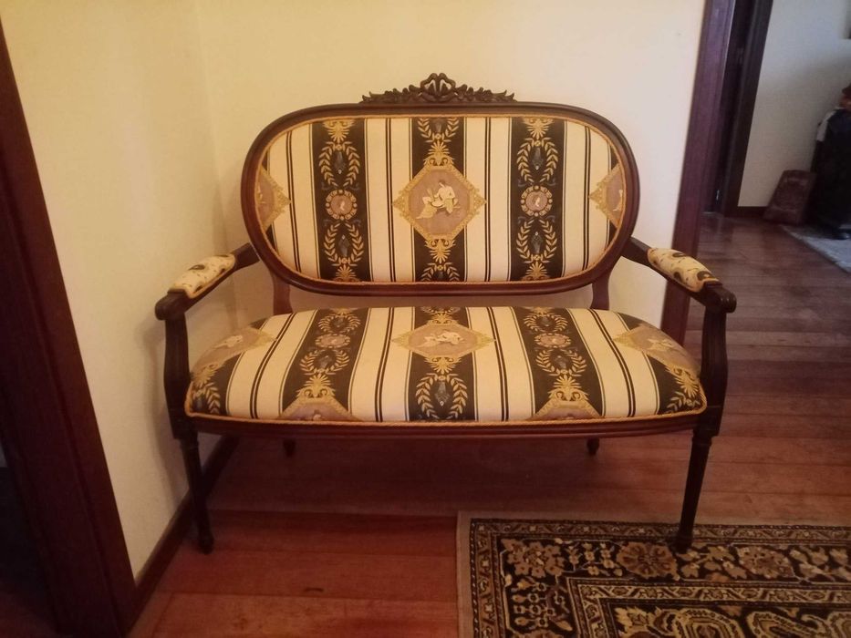 Cadeirões estilo barroco