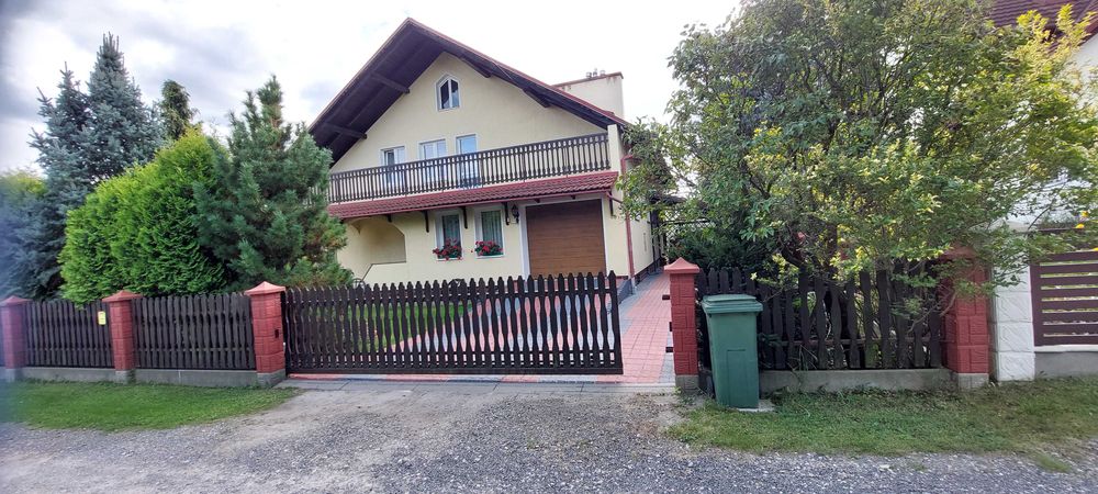 Dom jednorodzinny na sprzedaż