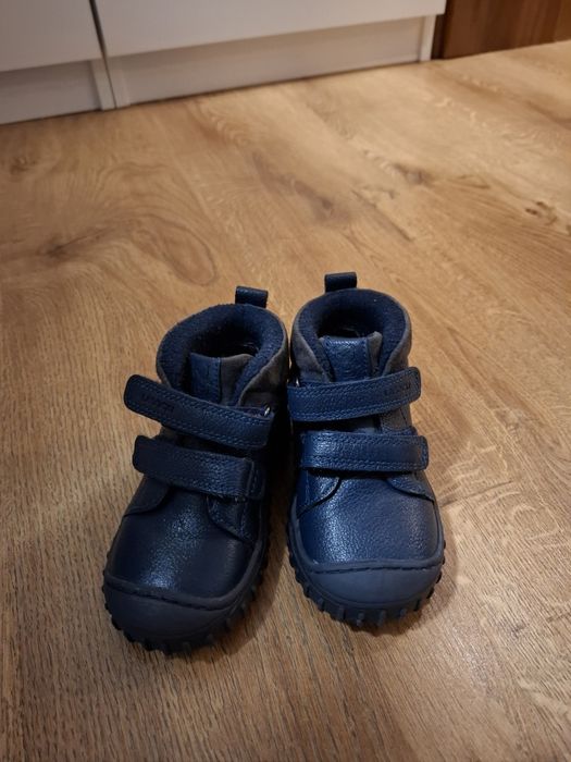 Sprzedam buciki zimowe Lasocki kids rozmiar 22 i 23  granatowe i roz