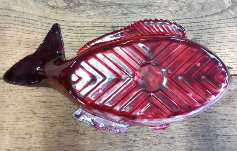 Terrina com tampa "Peixe" faiança Secla