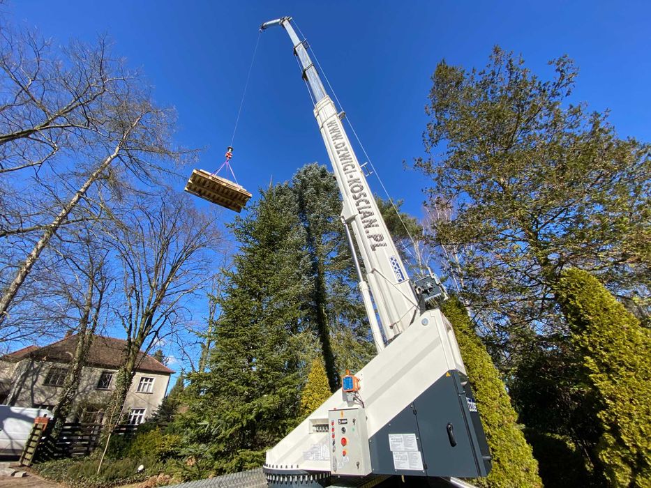 Usługi dźwig dekarski więźby wynajem żurawia domy z bala  wiązary 36 m