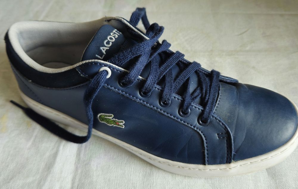 Sneakersy LACOSTE Straightset, granatowe r.39, w świetnym stanie