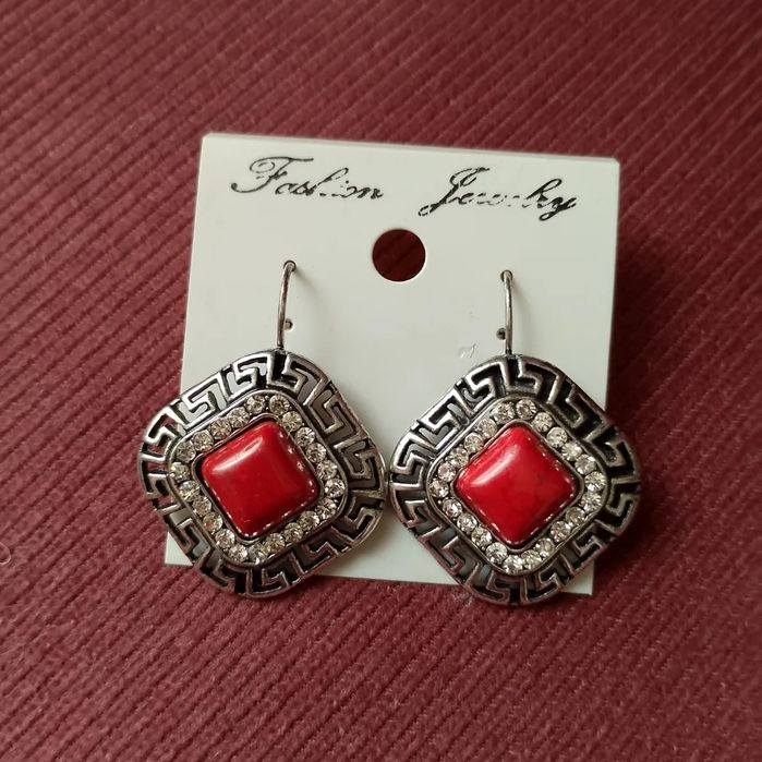 Сережки (біжутерія)