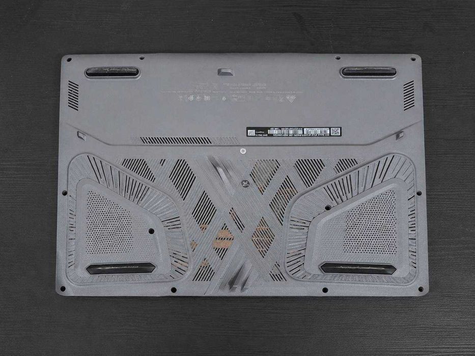 Laptop MSI Sword 16 HX B14VFKG — RTX 4060 / i7-14650HX / 16 GB / 1 TB