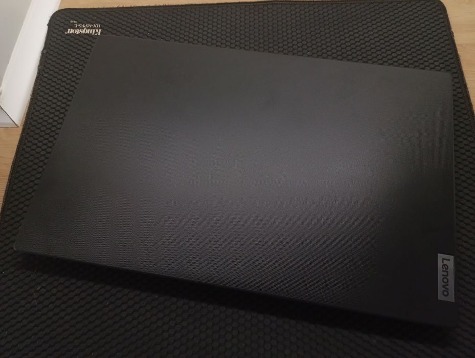 Нотубук Lenovo V15 G2 (В ідеальному стані, користувались 6 міс)