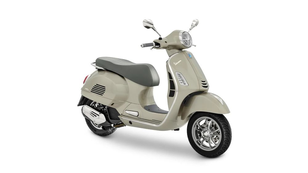 Vespa GTS nowa VESPA GTS 125 kat. A1 B autoryzowany dealer GDYNIA FV 23%