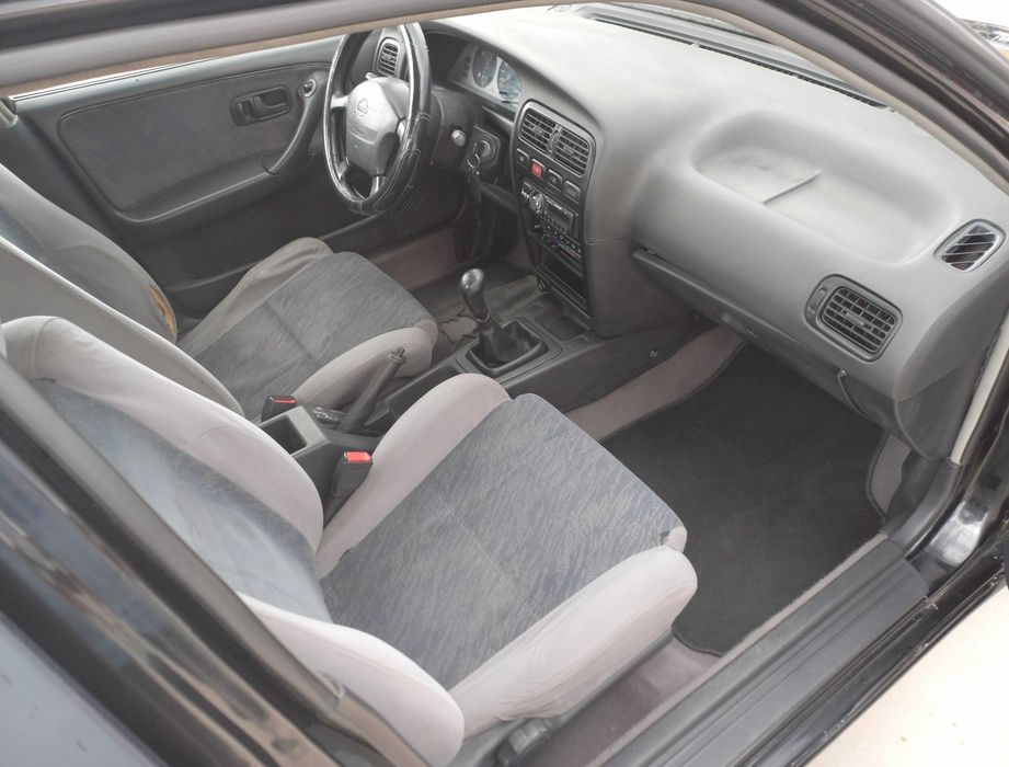 Nissan Primera 1.6 Sri