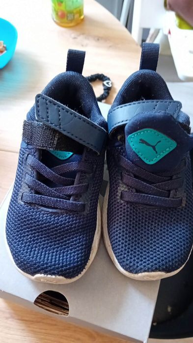 Sprzedam 3 pary adidaskow dla chlopca