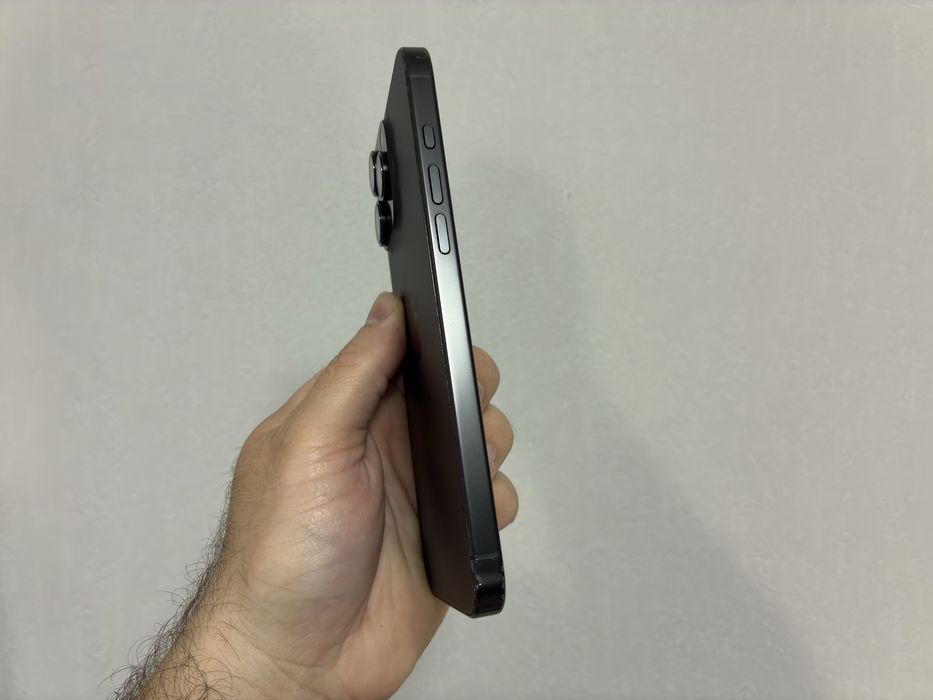 iPhone 16 Pro Max 256gb Black Titanium