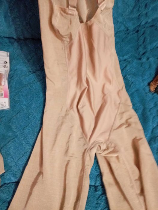 Fato interior modulador silhueta