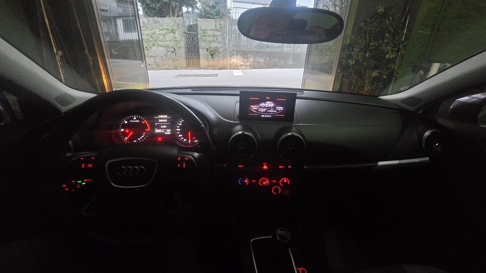 "Promoção de Primavera" Audi A3 sportback 1.6 TDI